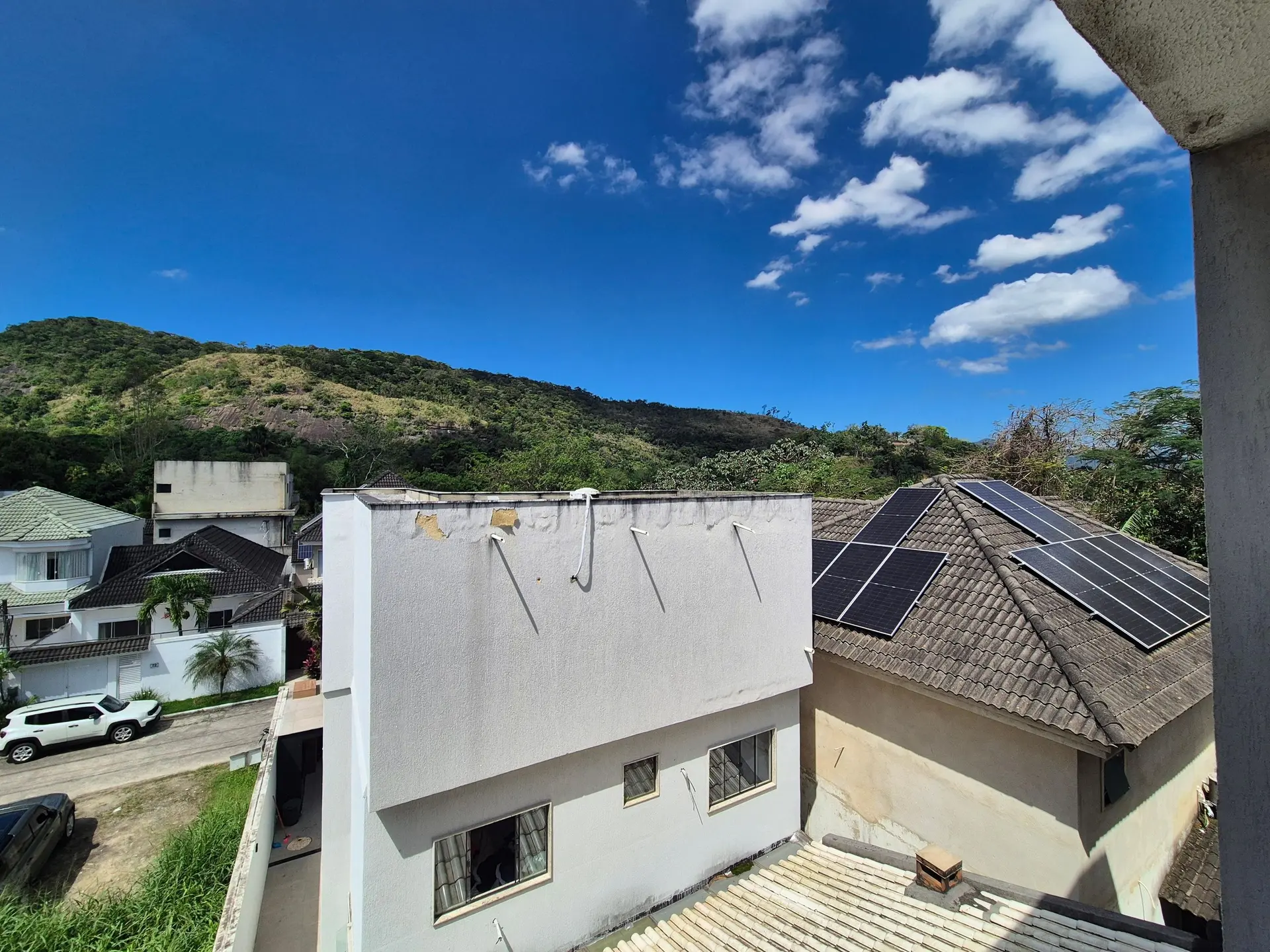 Furnished house with 4 bedrooms and a balcony — photo 58