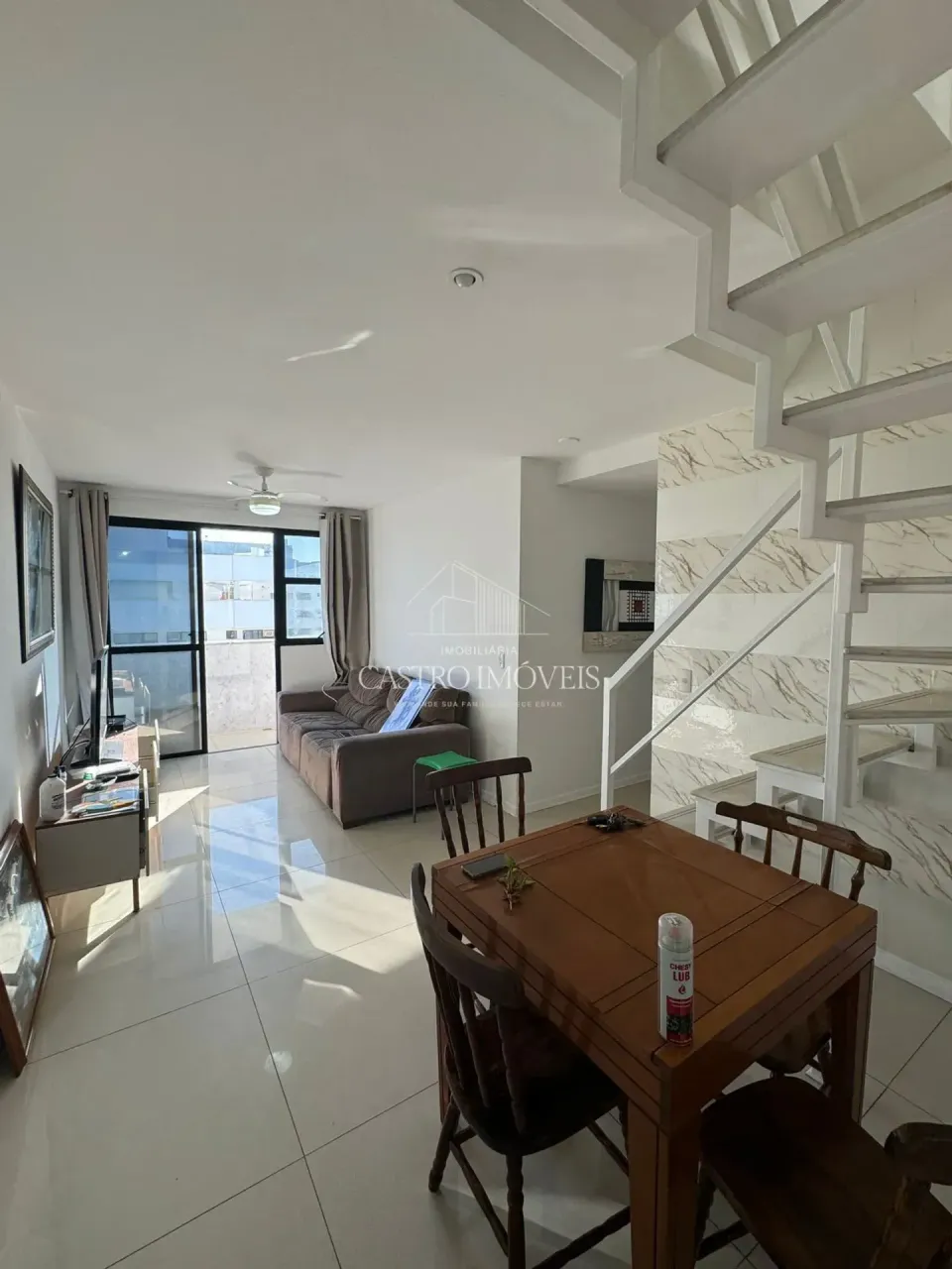 3-bedroom penthouse with 184 m² — photo 2