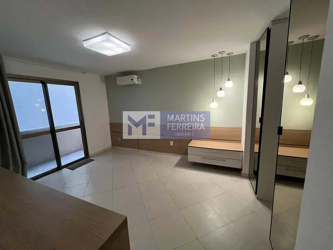 4 quartos e banheira: apartamento de 175 m² — photo 8