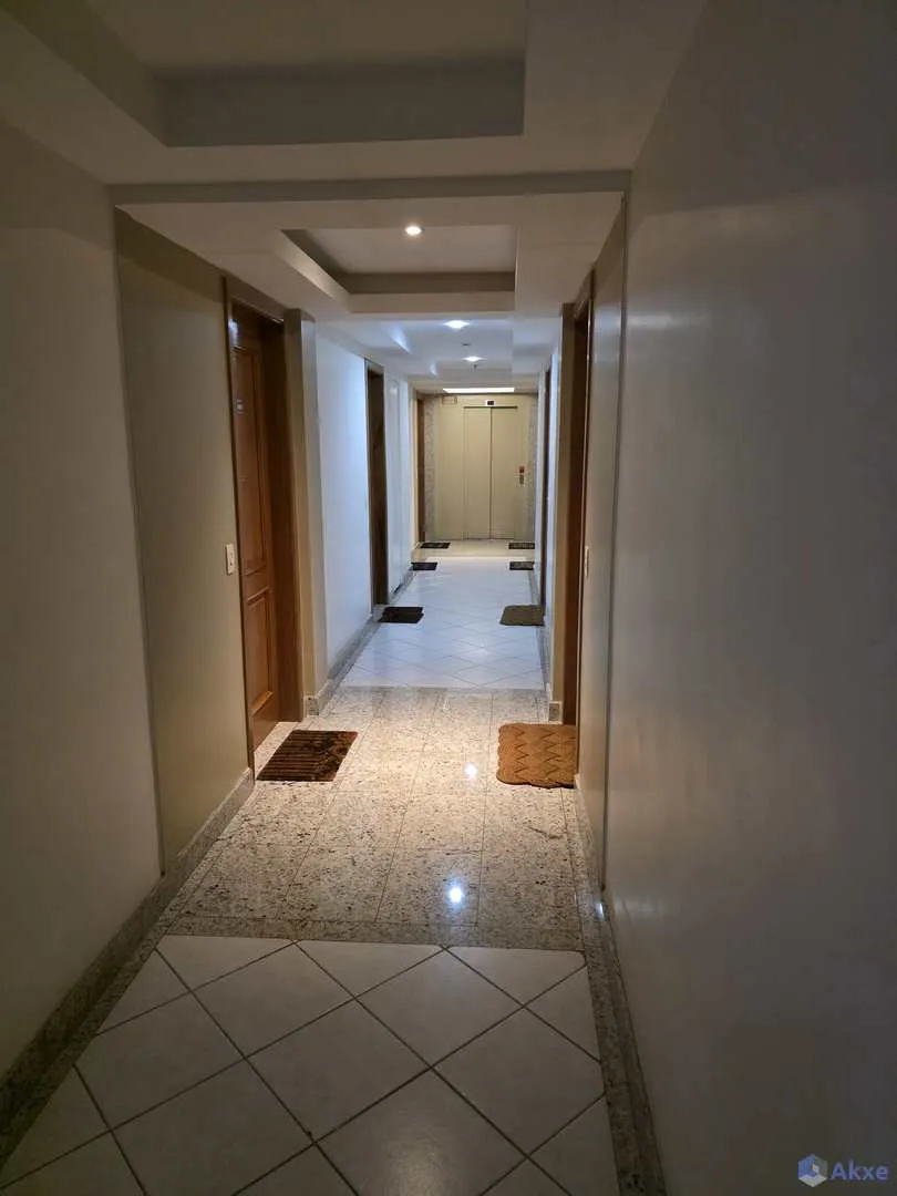 2-bedroom apartment with an enclosed glass balcony — photo 30