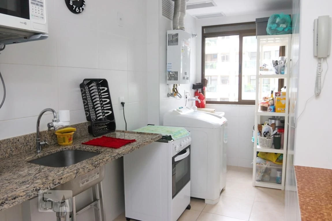 Furnished 2-bedroom apartment with 2 bathrooms and parking — photo 82