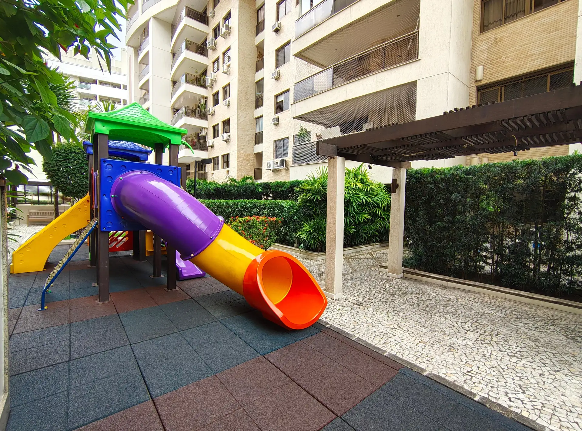 Apartamento para alugar com 3 quartos e 4 banheiros — photo 31