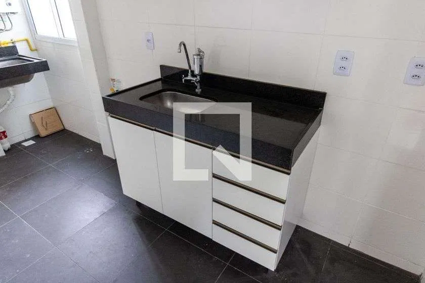 2-bedroom apartment with a separate kitchen and 43 m² — photo 8
