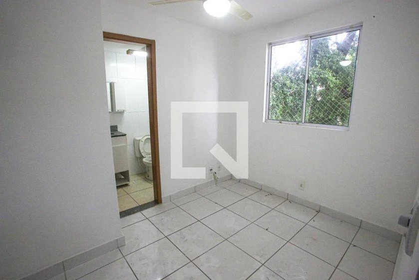 2-bedroom apartment in a building with a gym — photo 3