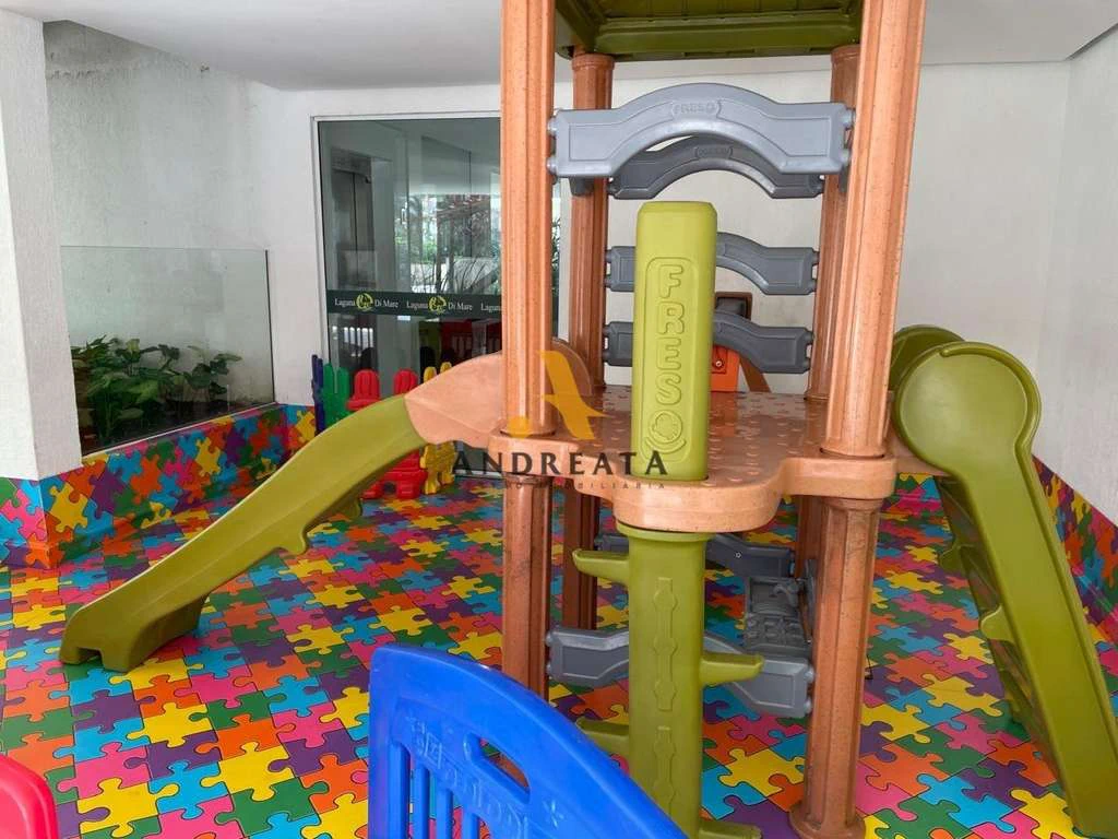 Furnished 3-bedroom apartment with a balcony grill — photo 17