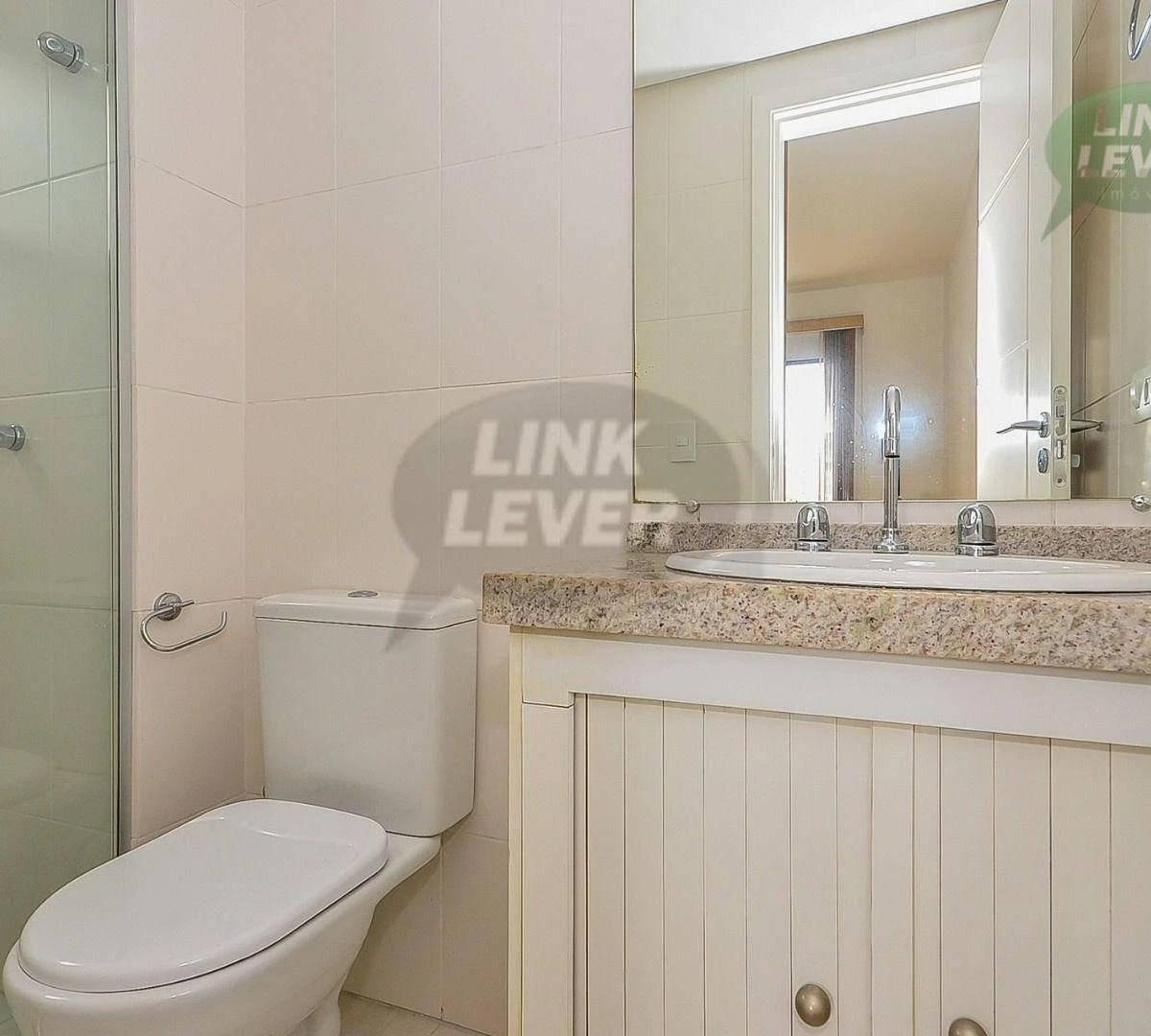 Квартира: 3 спальні, 1 з власною ванною кімнатою, 66 м² — photo 39