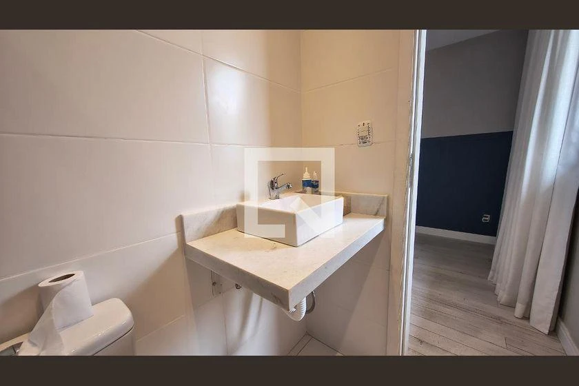 5-bedroom house with a bathtub in Rio de Janeiro — photo 38