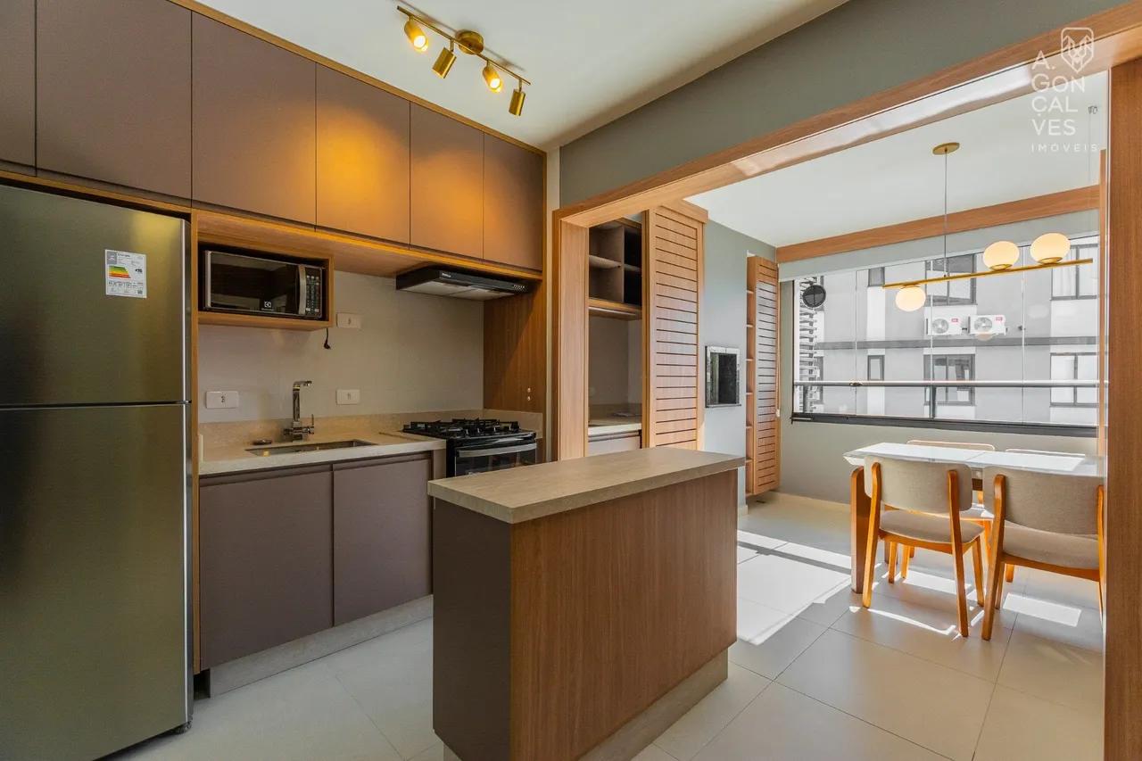 83 m² apartment with 2 bedrooms and american-style kitchen — photo 3