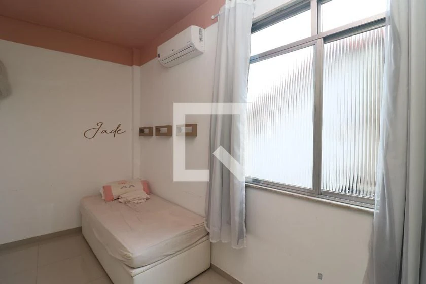 Home office in a 10-bedroom house, 747 m² — photo 45
