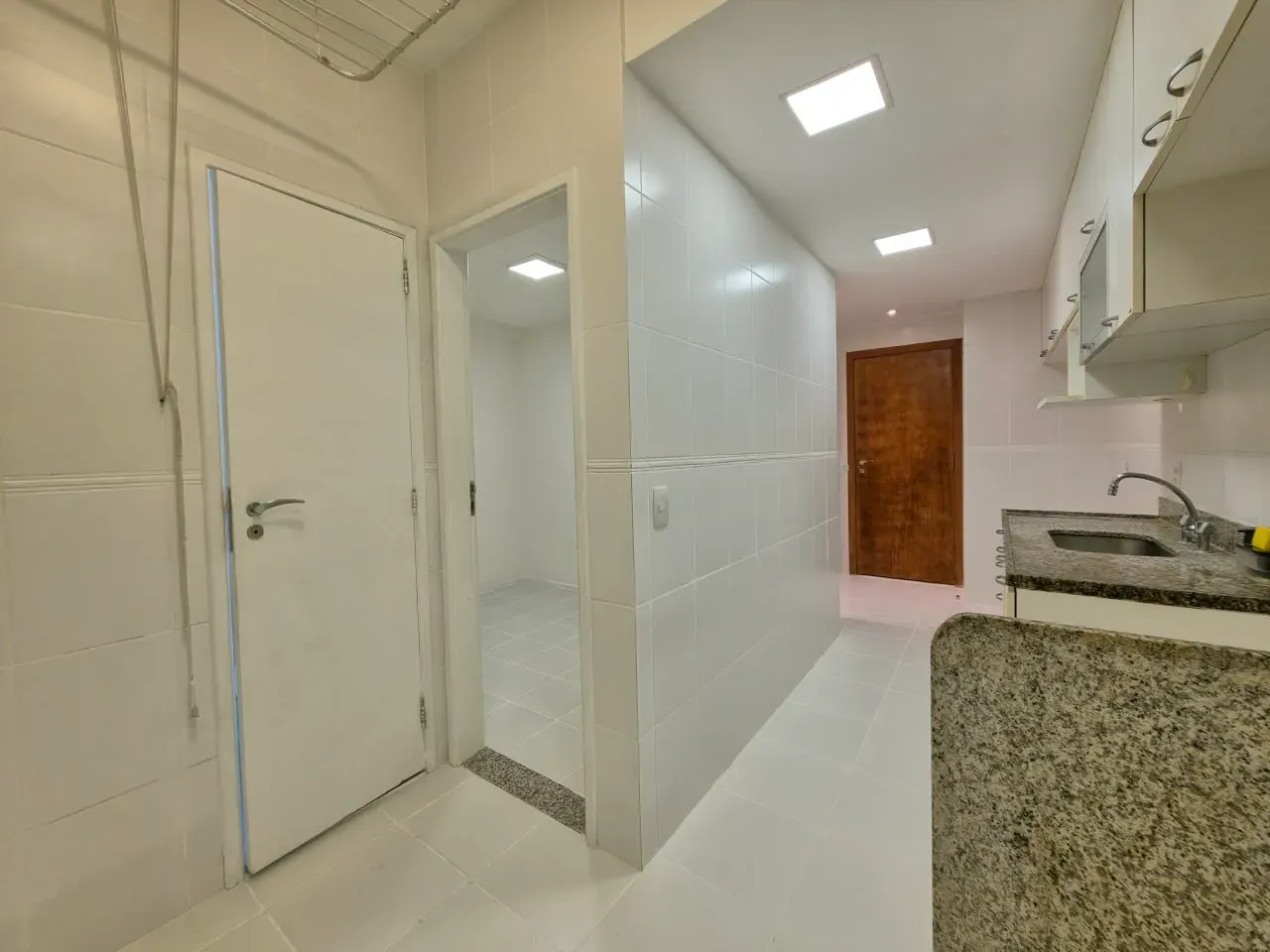 3-bedroom apartment in a building with a sauna — photo 8