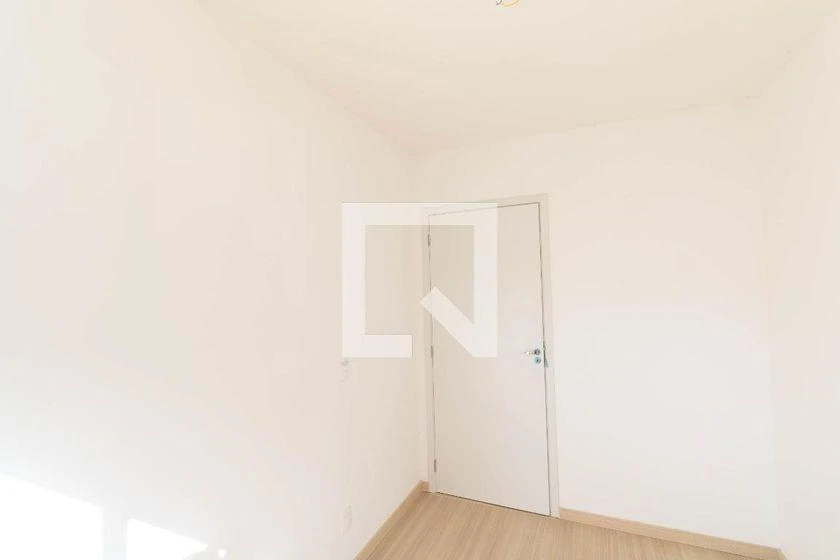 Apartamento sem mobília com 2 quartos e 47 m² — photo 34