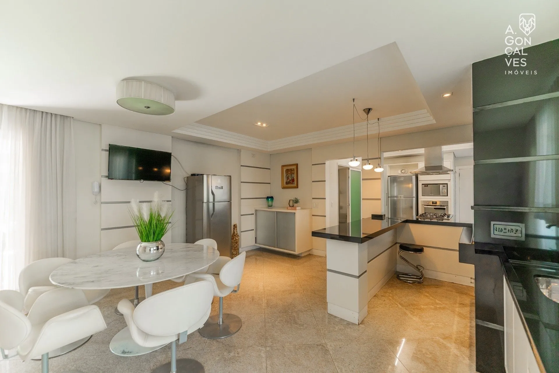 Furnished house with 3 bedrooms and 5 bathrooms — photo 18