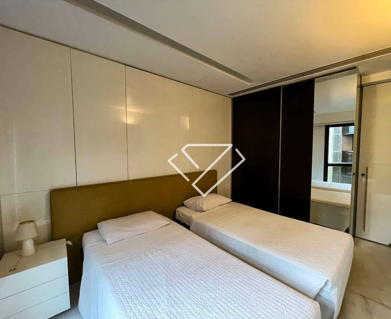 Furnished 2-bedroom apartment with closed kitchen 82 m² — photo 6
