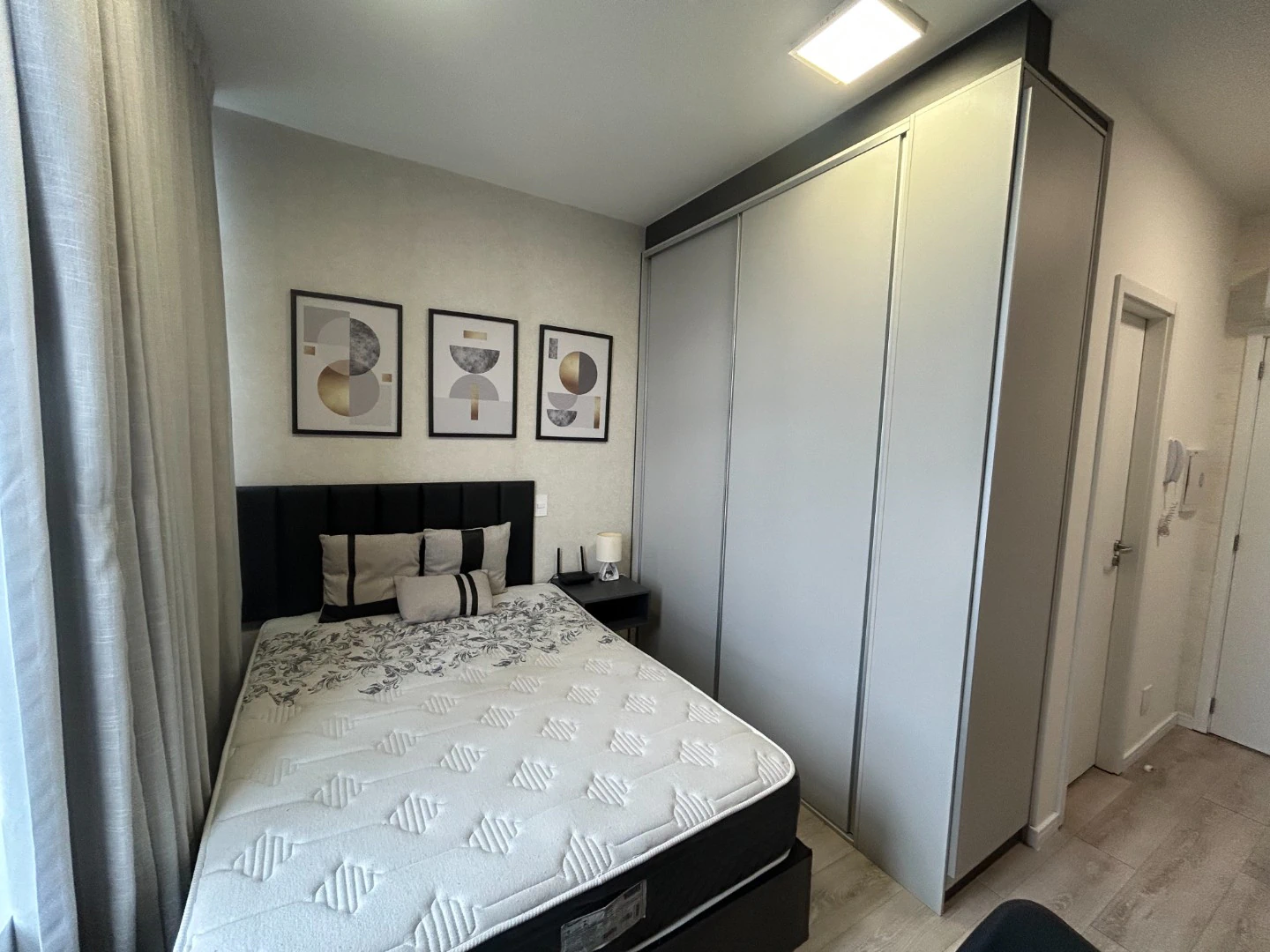 Furnished 36 m² studio with 1 bedroom and 1 bathroom — photo 5