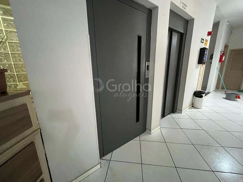 Apartamento de 1 dormitorio de 30 m² con cocina abierta — photo 5