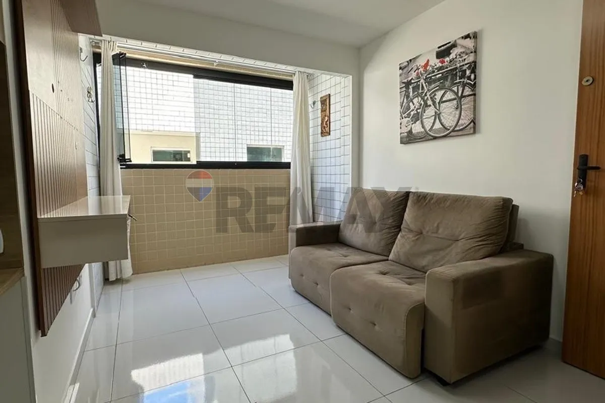 Home office in a 2-bedroom apartment, 43 m² — photo 4