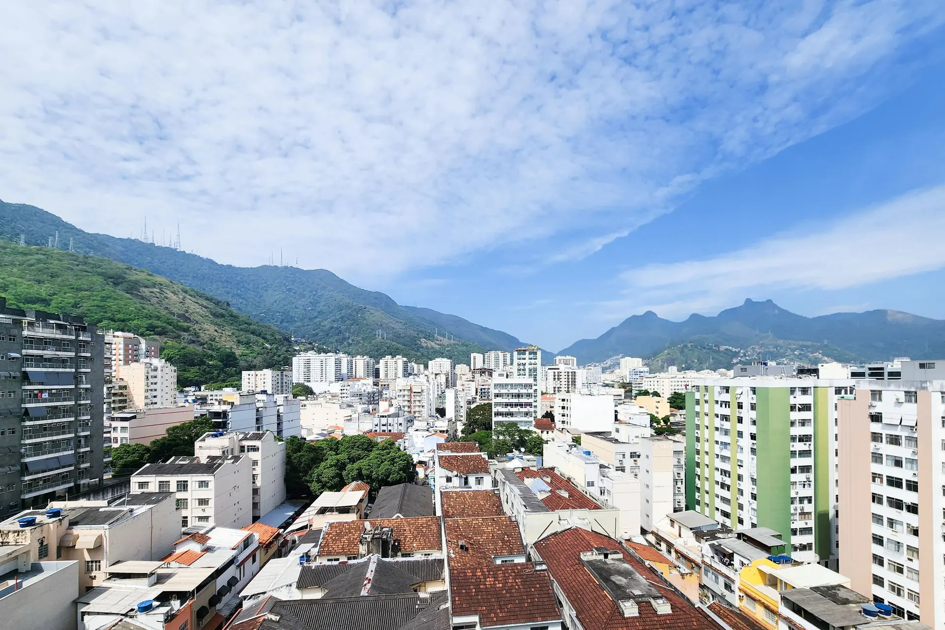 Apartamento mobiliado, 95 m², com vista para as montanhas — photo 31
