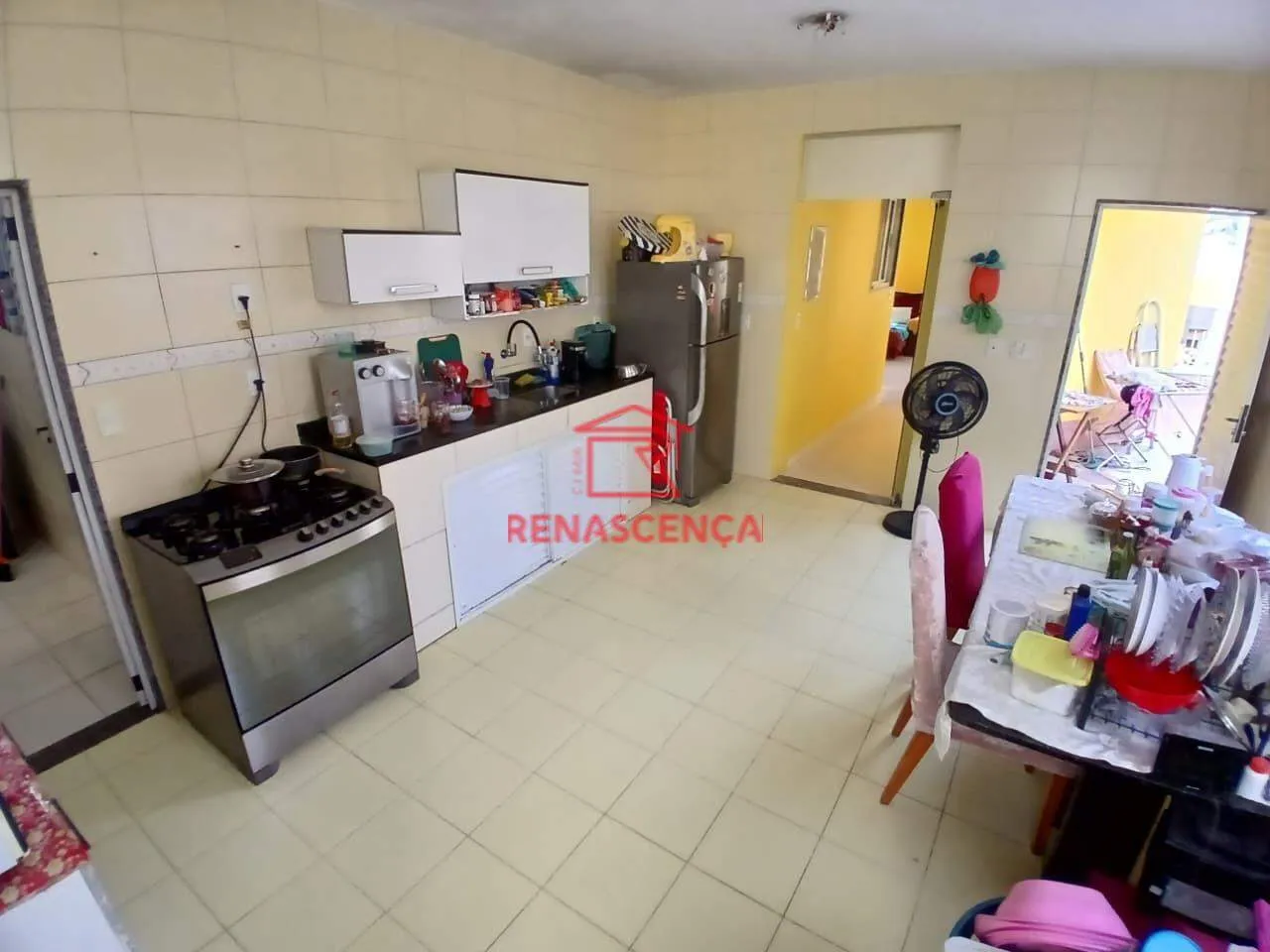 Furnished house with 3 suites and a separate gas kitchen — photo 9