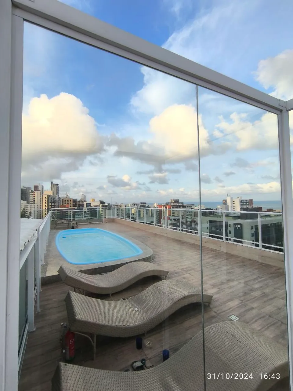 Apartamento mobiliado com 2 quartos e varanda fechada — photo 17