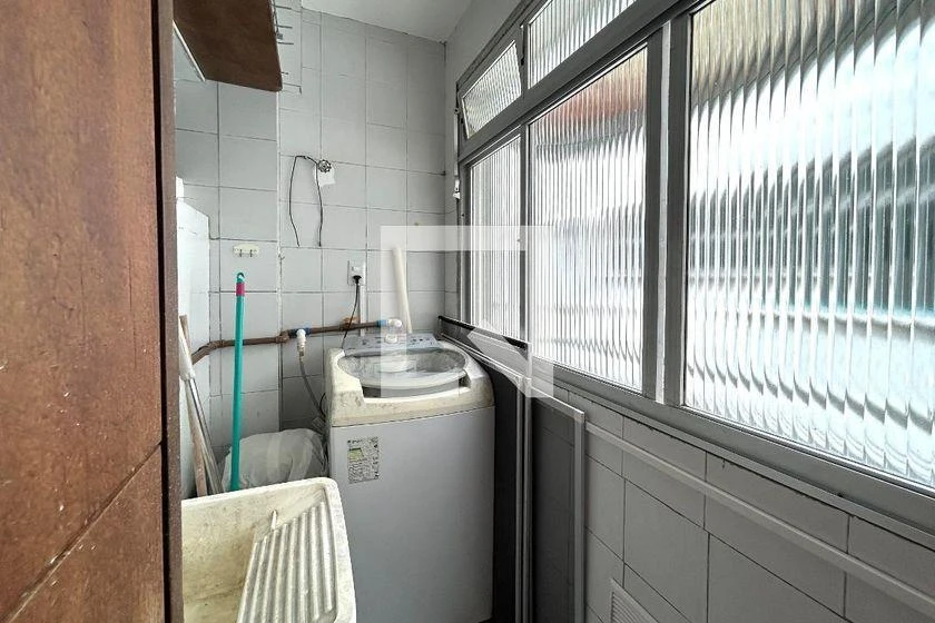 Furnished apartment, 86 m², with a walk-in closet — photo 26