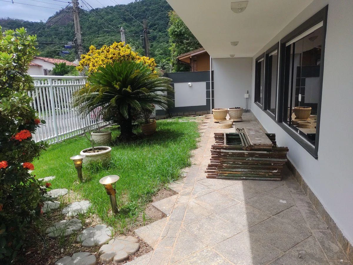 Casa de 650 m² con 6 suites y 5 plazas — photo 12
