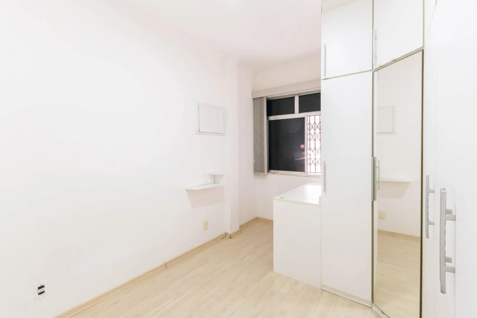 Home office in a 2-bedroom apartment, 90 m² — photo 14