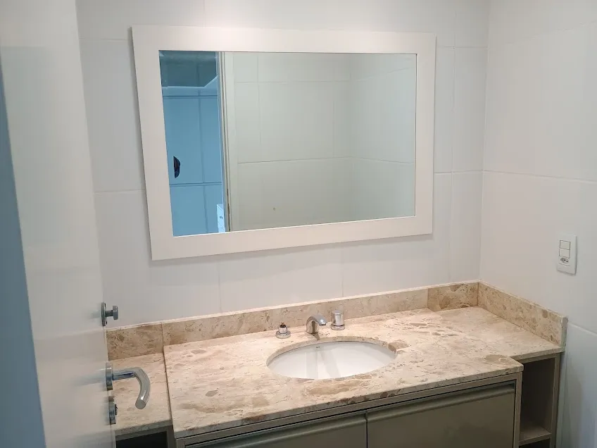 Apartamento de 3 quartos com janelas do piso ao teto — photo 38