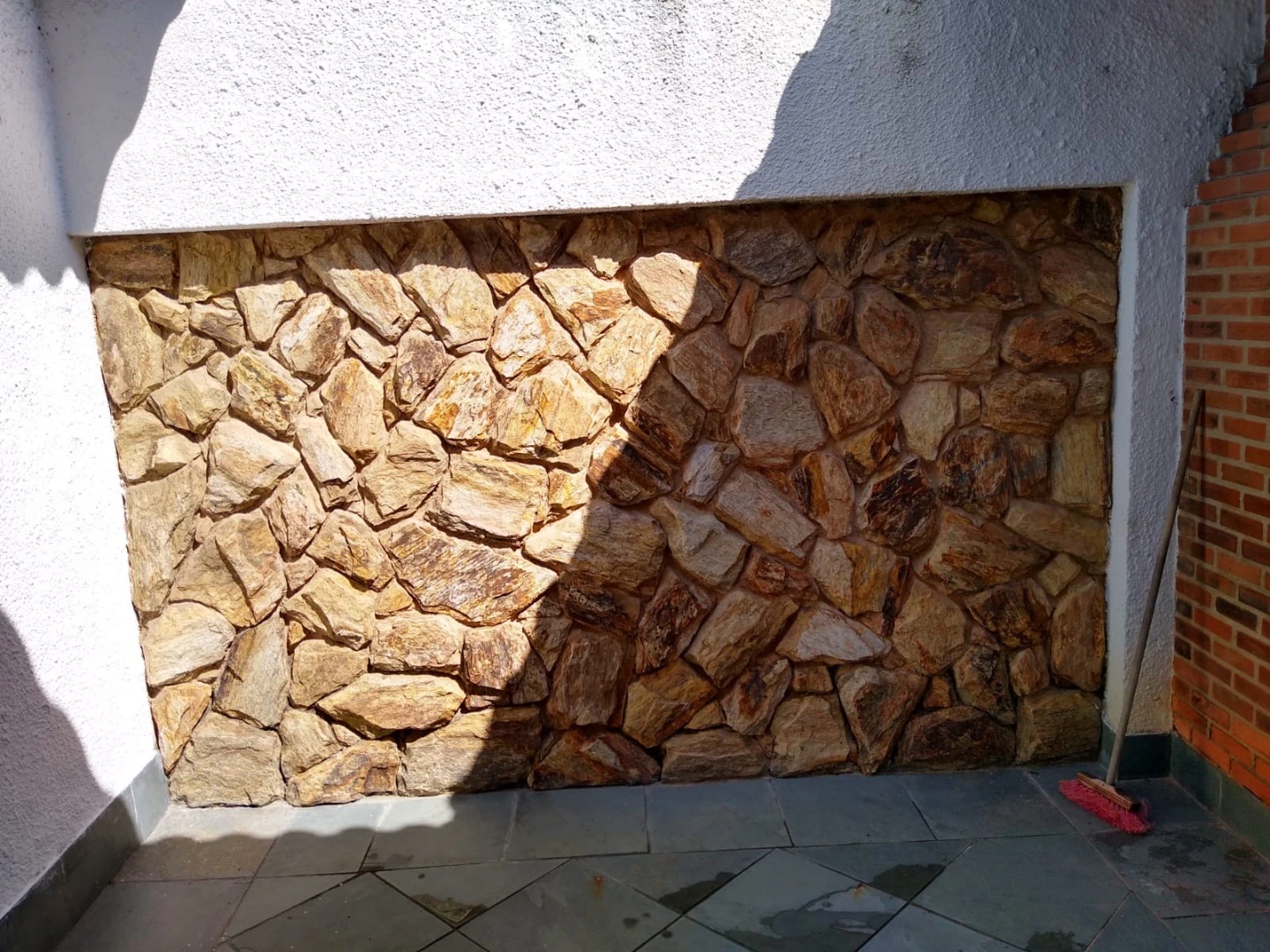 House, 200 m², with a grill on the balcony — photo 23