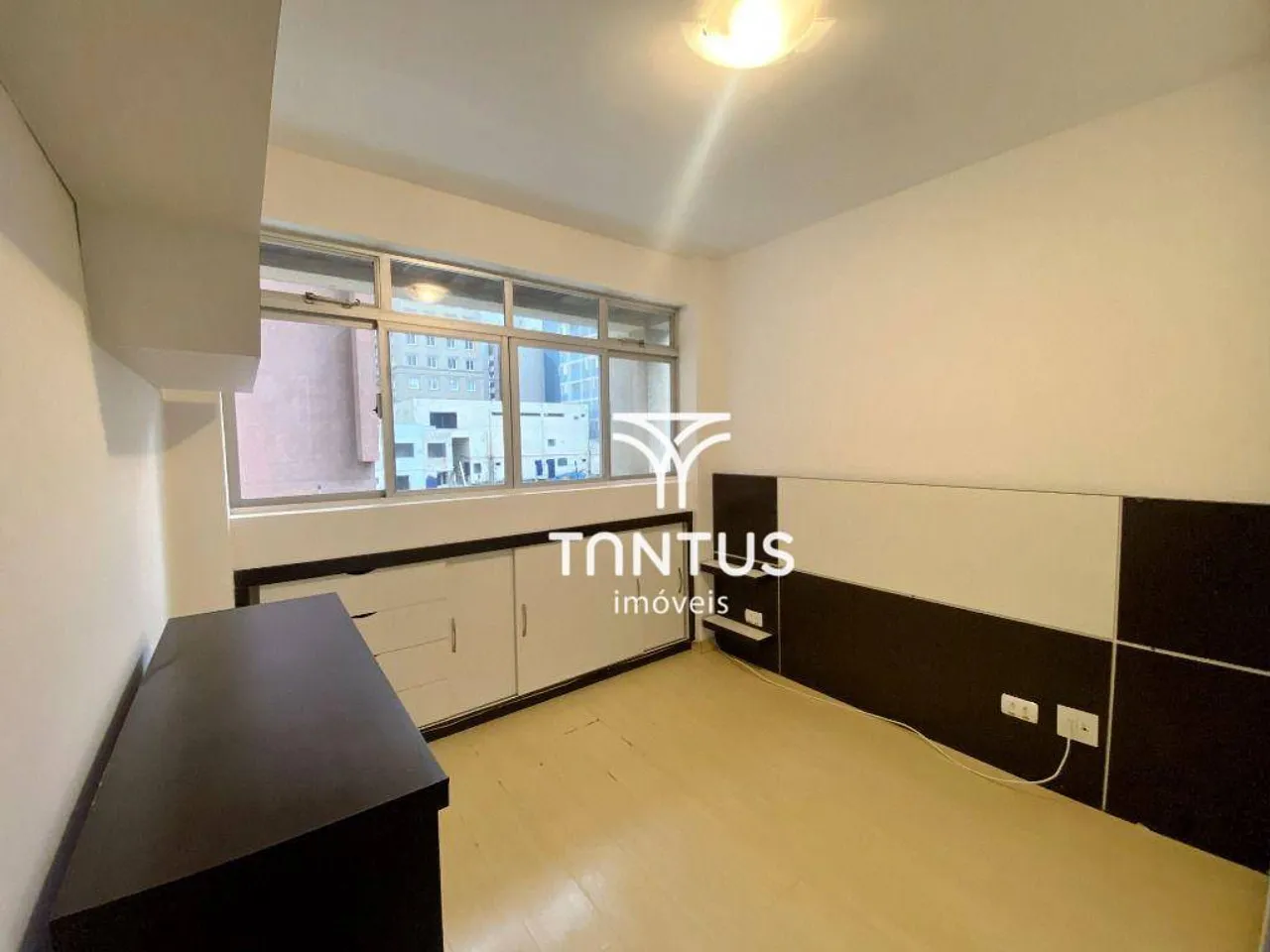 1-bedroom 24 m² apartment with a compact kitchen corner — photo 9