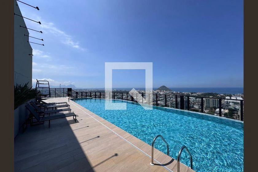 98 m² apartment with 3 bedrooms and a glassed-in balcony — photo 11