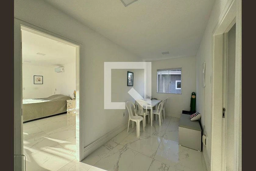 Casa para alugar com 6 quartos e 297 m², cozinha integrada — photo 37