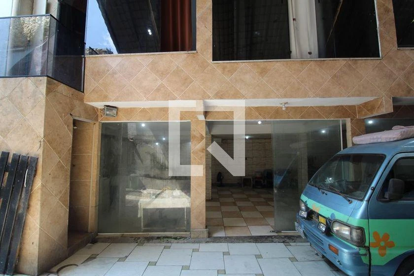 Furnished house, 200 m², with a glass-enclosed balcony — photo 19