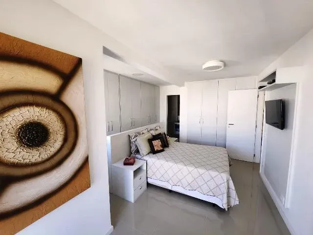 Furnished apartment, 180 m², with a grill on the balcony — photo 14
