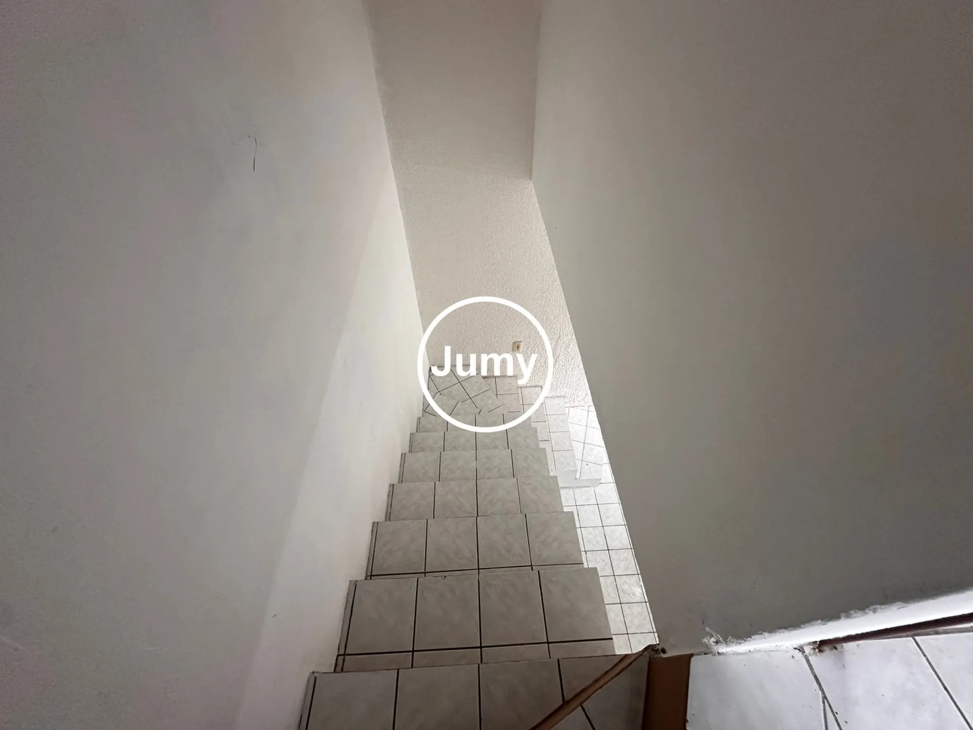 Unfurnished 72 m² house with 2 bedrooms and parking — photo 9