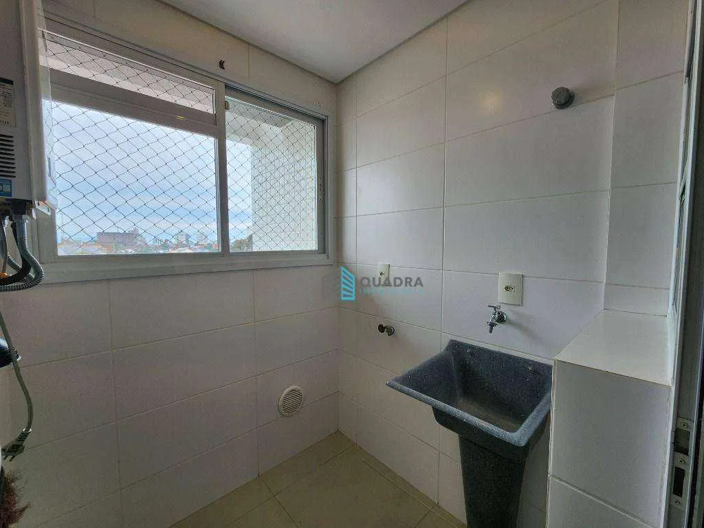 2-bedroom apartment with a home office in Florianópolis — photo 10