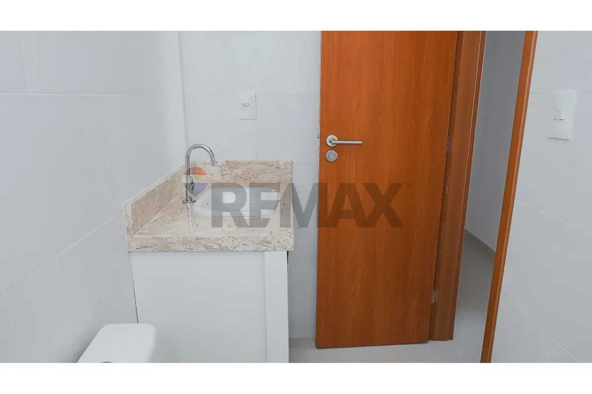 2-bedroom apartment with a private BBQ — photo 15