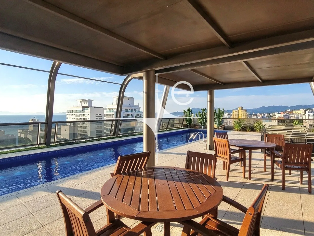 2-bedroom apartment in a building with a sauna — photo 13
