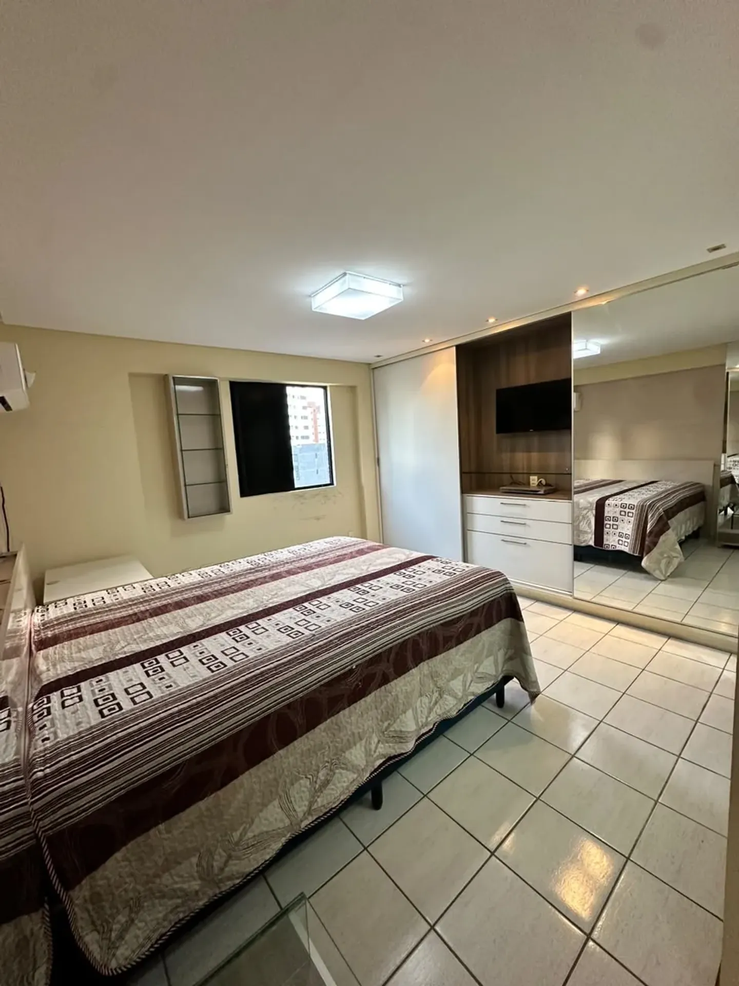 Apartamento mobiliado com cozinha americana e varanda — photo 4