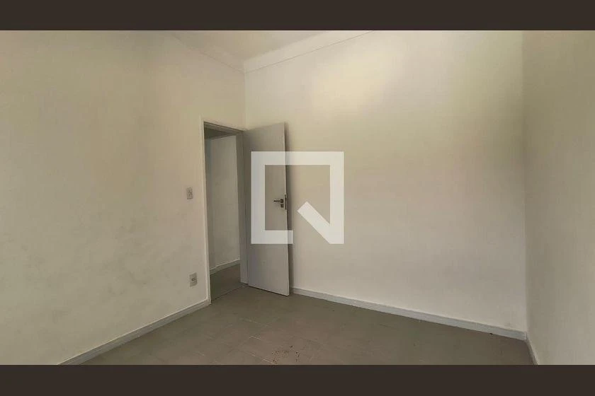 Casa com 3 quartos e 1230 m², pisos em cerâmica — photo 35