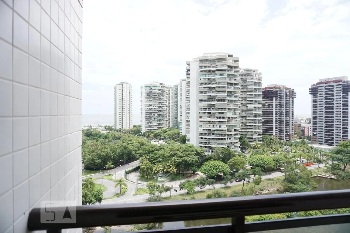 Apartamento mobiliado com 3 quartos e varanda — photo 31