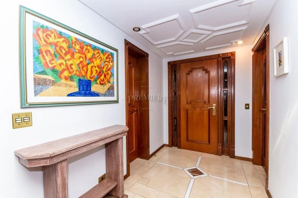Furnished apartment, 236 m², with a washing machine — photo 11