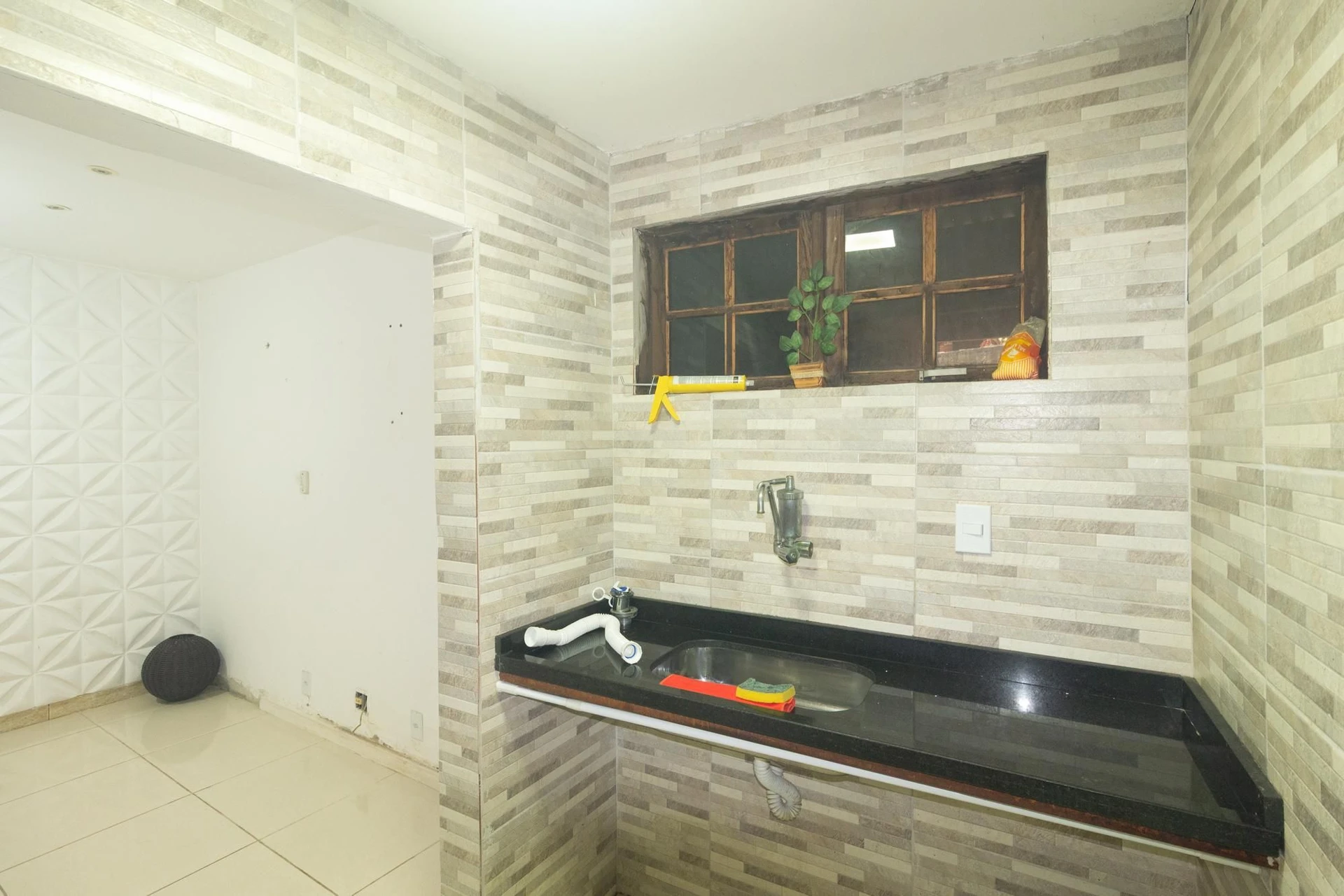 Rental house with 3 bedrooms and a private garden — photo 9