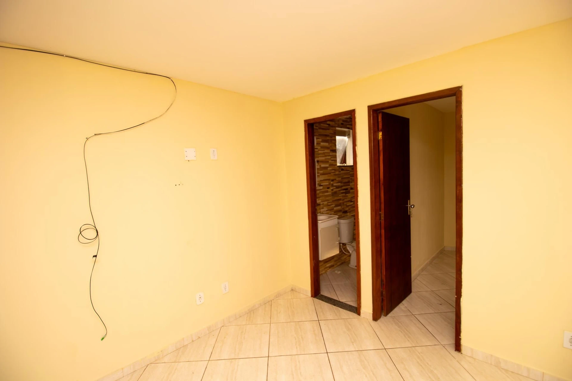 Studio sem mobília com 1 quarto e box de vidro — photo 17
