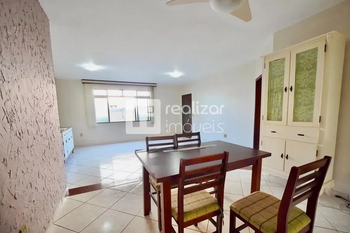 Apartamento de 3 dormitorios con balcón y 100 m² — photo 10