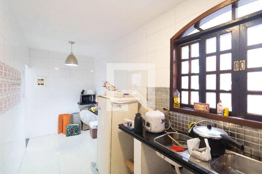 Casa com 3 quartos e 2 banheiros, 160 m² — photo 11