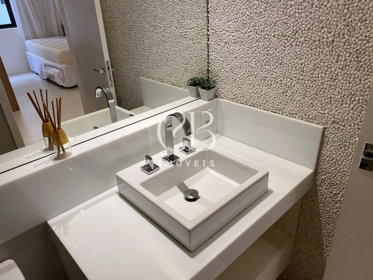 Apartamento mobiliado com 2 quartos e 2 banheiros — photo 14