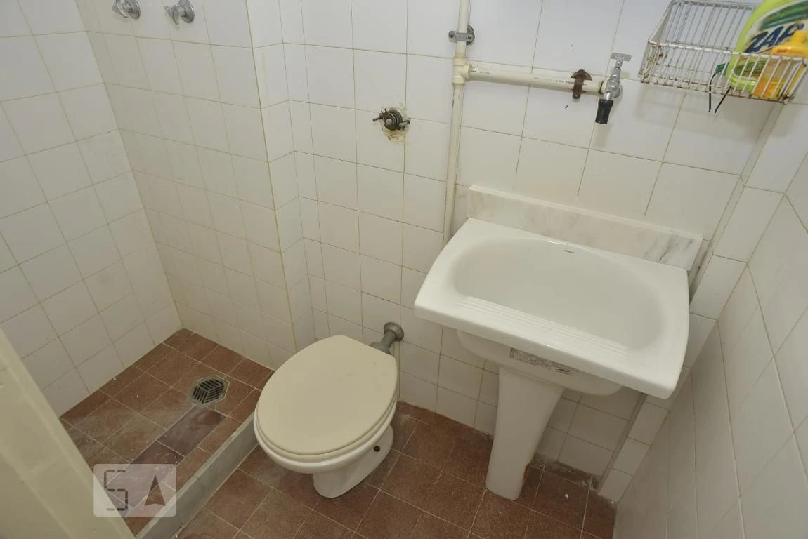 2-bedroom apartment in a building with a sauna — photo 36