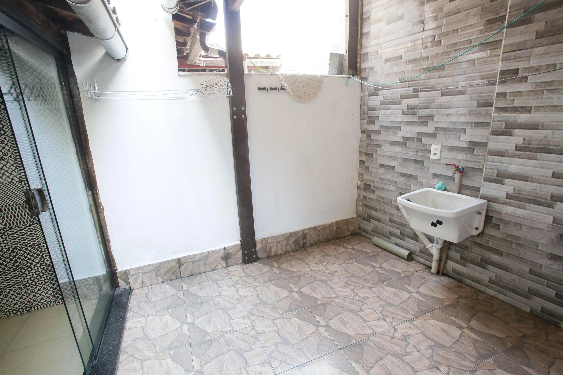 2-bedroom house, 90 m² — photo 32