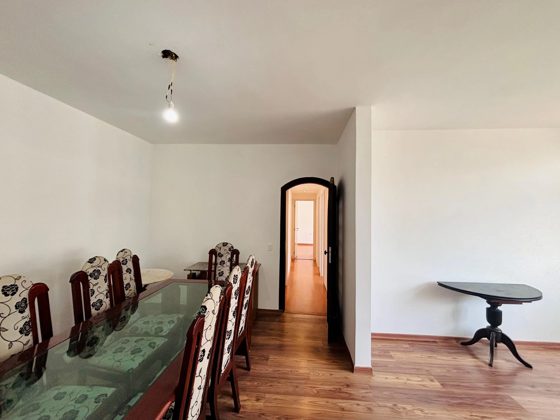 3-bedroom apartment with a mountain view — photo 30