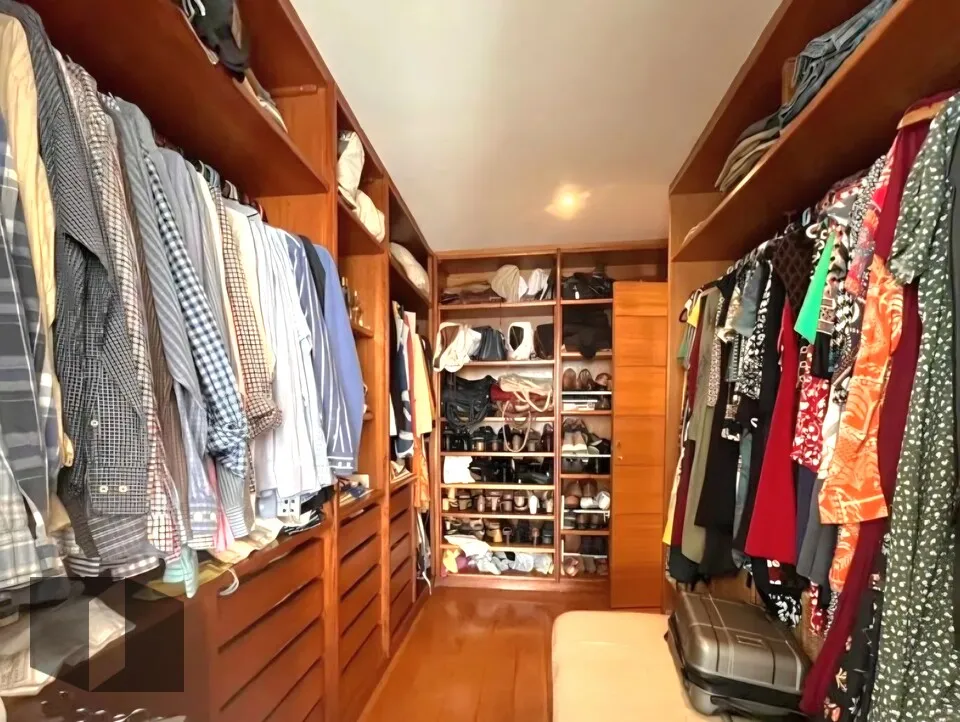 Casa com 4 quartos, 5 banheiros e 5 vagas — photo 30